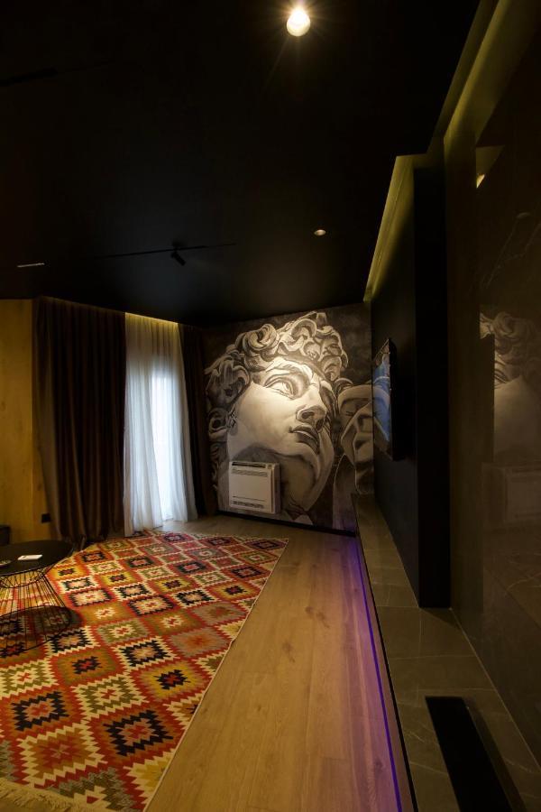 King'S Apartment Корча Экстерьер фото