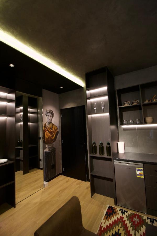 King'S Apartment Корча Экстерьер фото