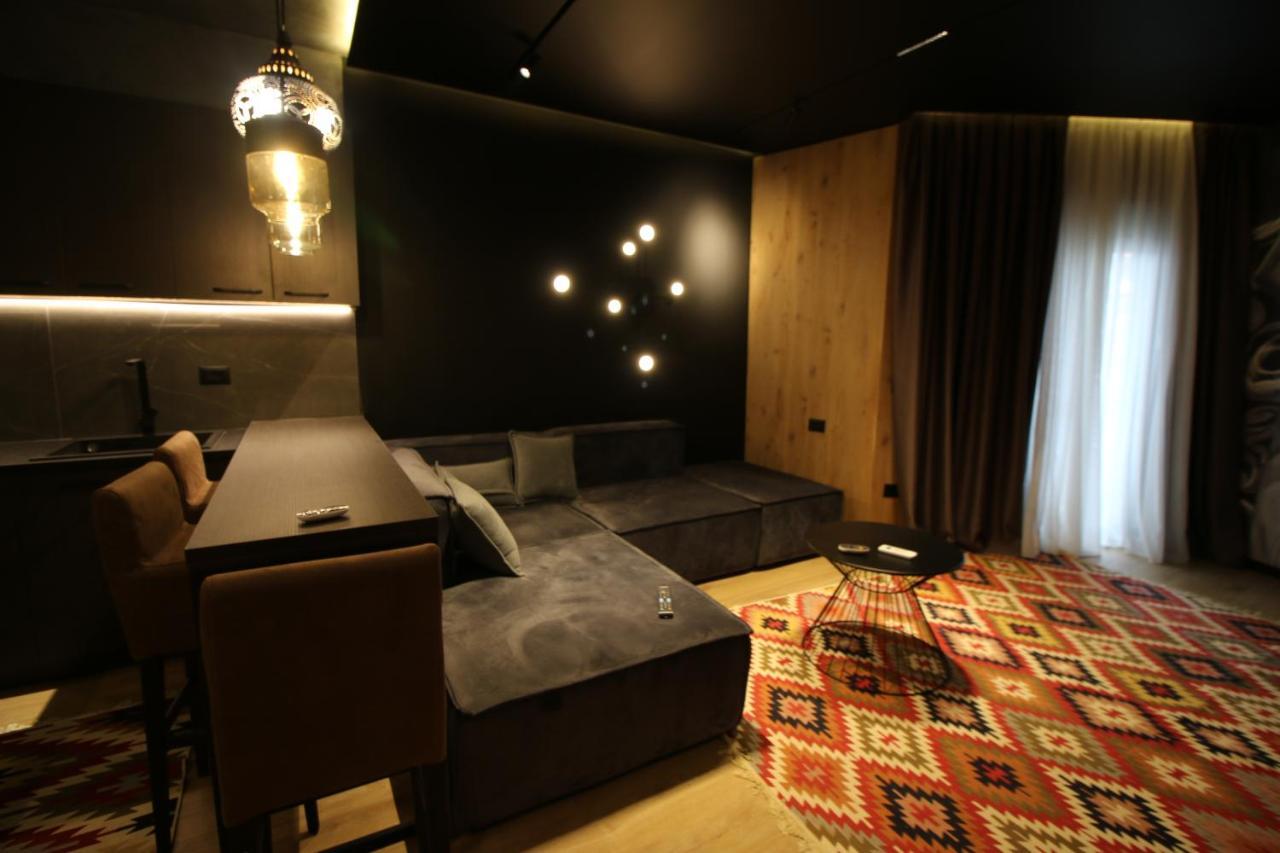 King'S Apartment Корча Экстерьер фото