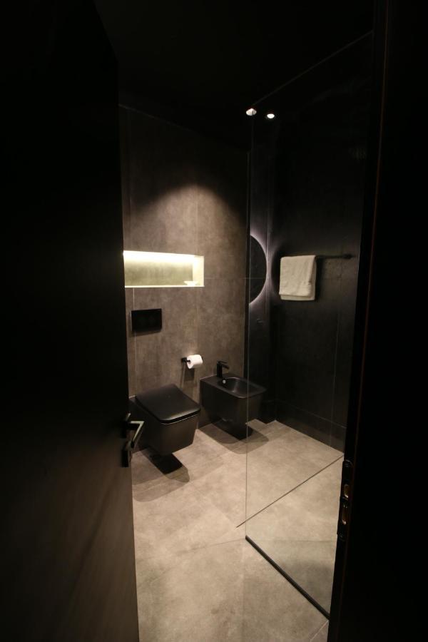 King'S Apartment Корча Экстерьер фото